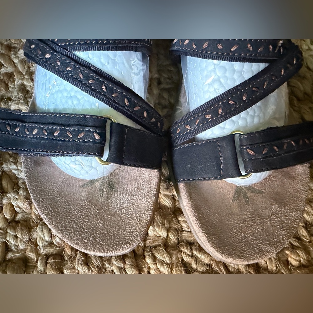 Easy Spirit Women's Sandals Size 8 Adjustable Strap Black Tan Palm Trees summer - Picture 2 of 13